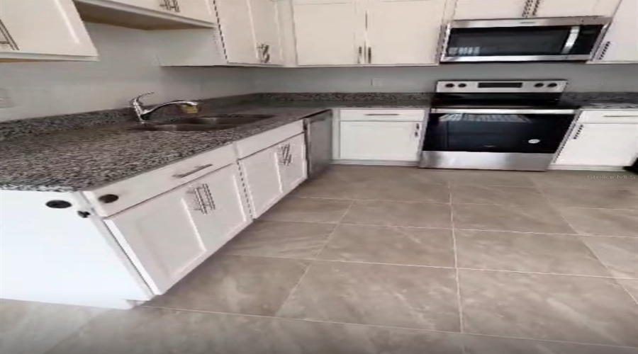 DAVENPORT, Florida 33837, 3 Bedrooms Bedrooms, ,2 BathroomsBathrooms,Residential,For Sale,MADISON,0,MFRO6296517