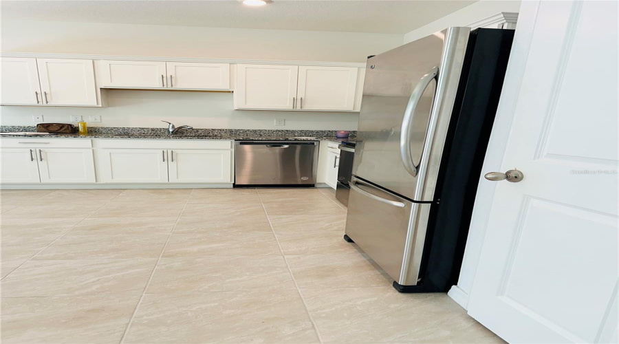 DAVENPORT, Florida 33837, 3 Bedrooms Bedrooms, ,2 BathroomsBathrooms,Residential,For Sale,MADISON,0,MFRO6296517