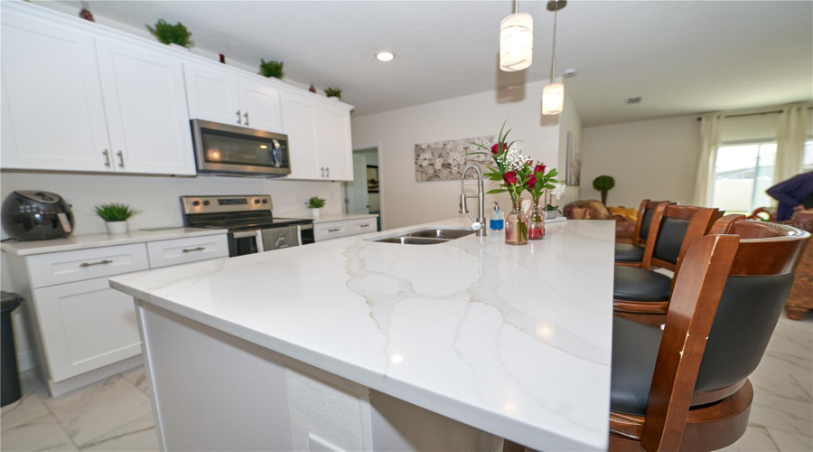 DAVENPORT, Florida 33837, 5 Bedrooms Bedrooms, ,3 BathroomsBathrooms,Residential,For Sale,BERRY,0,MFRO6293790