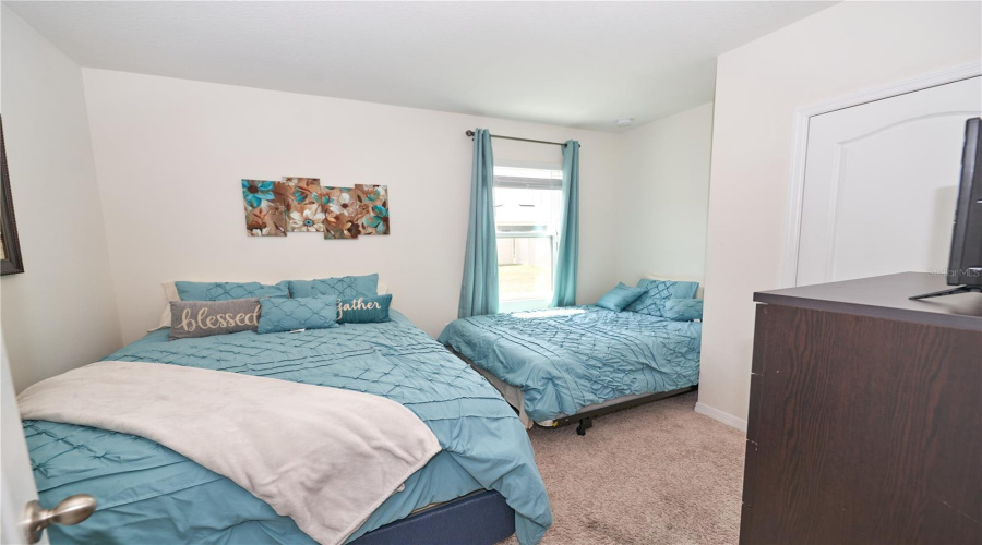 DAVENPORT, Florida 33837, 5 Bedrooms Bedrooms, ,3 BathroomsBathrooms,Residential,For Sale,BERRY,0,MFRO6293790