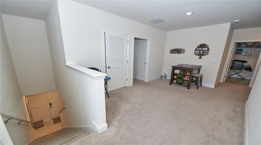 DAVENPORT, Florida 33837, 5 Bedrooms Bedrooms, ,3 BathroomsBathrooms,Residential,For Sale,BERRY,0,MFRO6293790