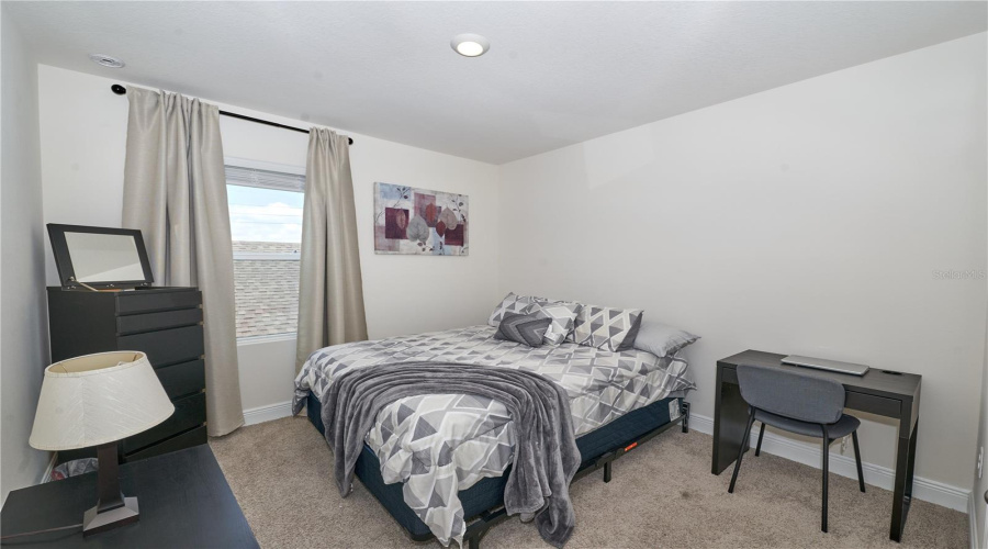 DAVENPORT, Florida 33837, 5 Bedrooms Bedrooms, ,3 BathroomsBathrooms,Residential,For Sale,BERRY,0,MFRO6293790