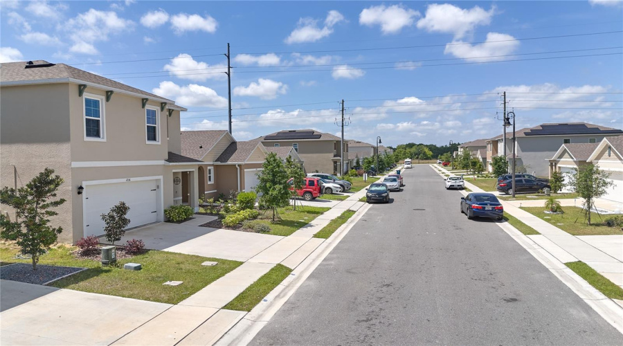 DAVENPORT, Florida 33837, 5 Bedrooms Bedrooms, ,3 BathroomsBathrooms,Residential,For Sale,BERRY,0,MFRO6293790