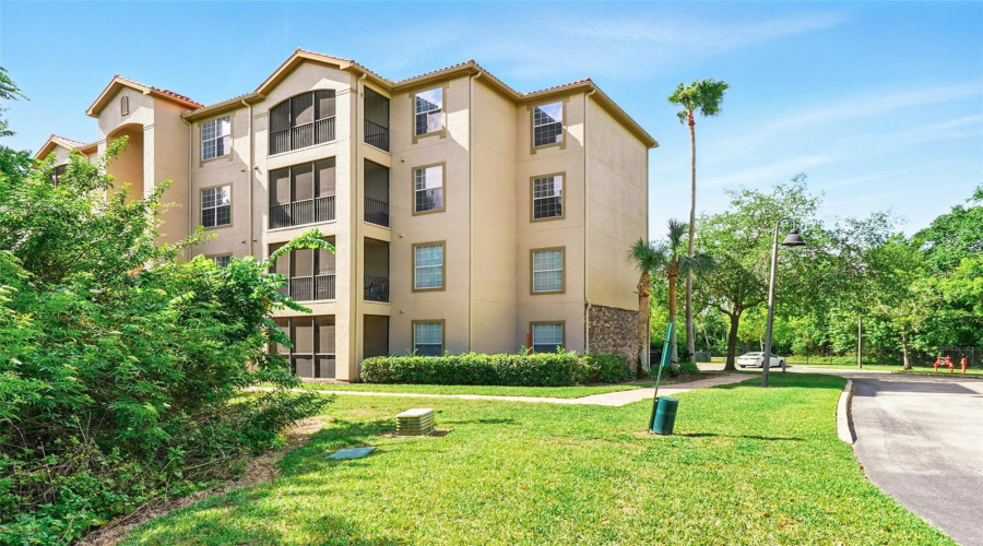 DAVENPORT, Florida 33896, 2 Bedrooms Bedrooms, ,2 BathroomsBathrooms,Residential,For Sale,TUSCAN TER,0,MFRO6295099