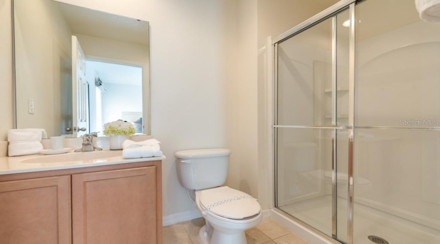 Bathroom2