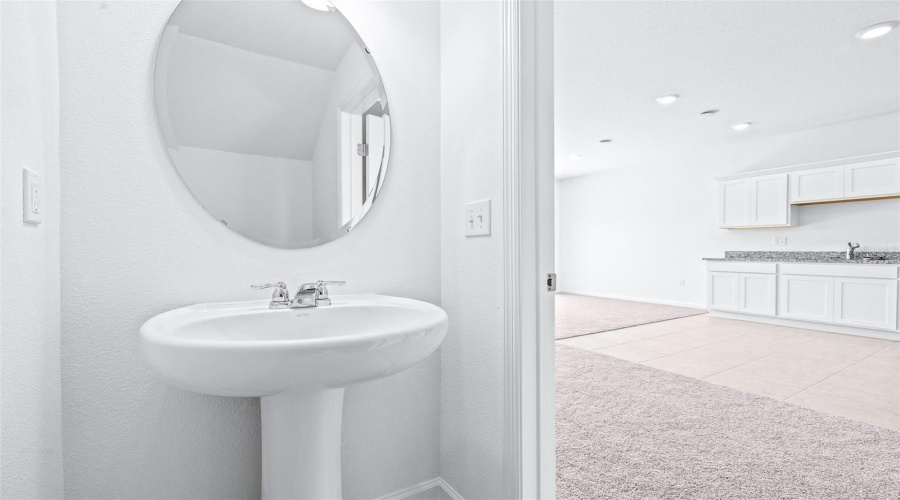 Davenport, Florida 33837, 3 Bedrooms Bedrooms, ,2 Bathroomsbathrooms,Residential,For Sale,Vesara,Mfrp4934378