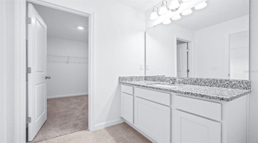 Davenport, Florida 33837, 3 Bedrooms Bedrooms, ,2 Bathroomsbathrooms,Residential,For Sale,Vesara,Mfrp4934378