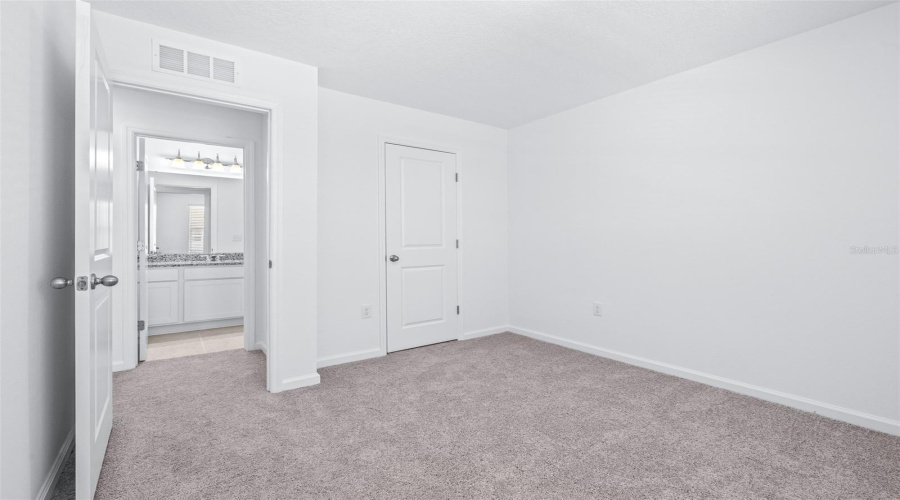Davenport, Florida 33837, 3 Bedrooms Bedrooms, ,2 Bathroomsbathrooms,Residential,For Sale,Vesara,Mfrp4934378