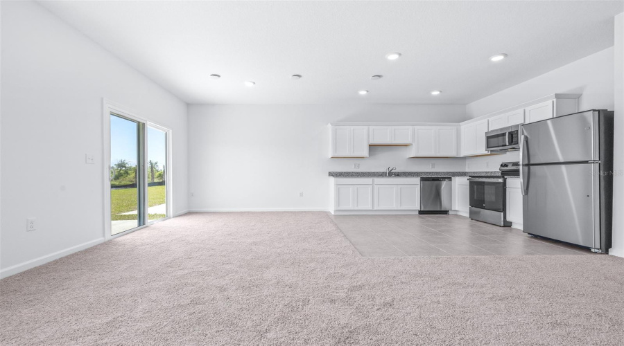 Davenport, Florida 33837, 3 Bedrooms Bedrooms, ,2 Bathroomsbathrooms,Residential,For Sale,Vesara,Mfrp4934378