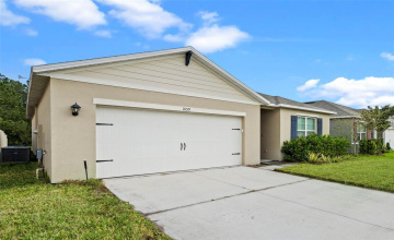 Davenport, Florida 33897, 4 Bedrooms Bedrooms, ,2 Bathroomsbathrooms,Residential,For Sale,Cypress Fox,Mfro6296859