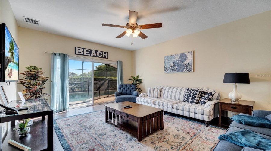 KISSIMMEE, Florida 34747, 4 Bedrooms Bedrooms, ,2 BathroomsBathrooms,Residential,For Sale,FAN PALM,0,MFRO6296946