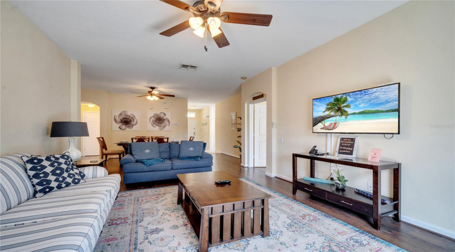 KISSIMMEE, Florida 34747, 4 Bedrooms Bedrooms, ,2 BathroomsBathrooms,Residential,For Sale,FAN PALM,0,MFRO6296946
