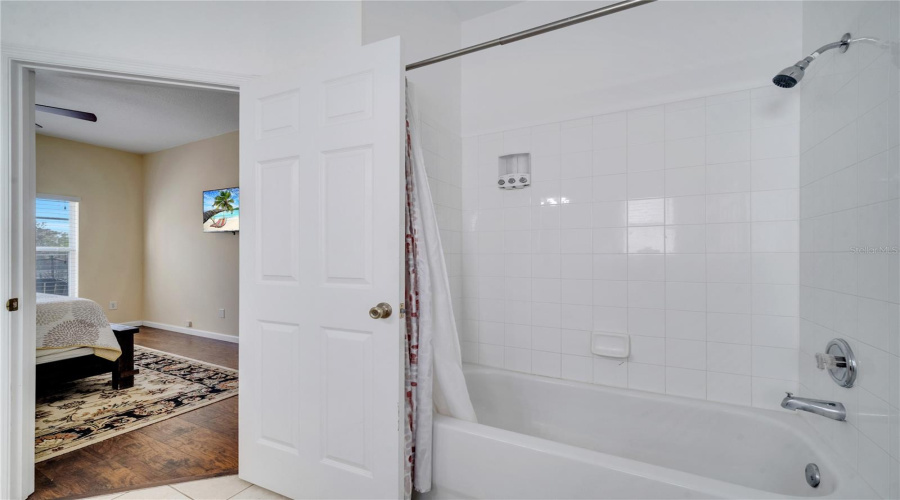 KISSIMMEE, Florida 34747, 4 Bedrooms Bedrooms, ,2 BathroomsBathrooms,Residential,For Sale,FAN PALM,0,MFRO6296946