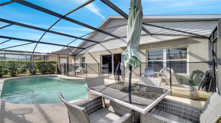 KISSIMMEE, Florida 34747, 4 Bedrooms Bedrooms, ,2 BathroomsBathrooms,Residential,For Sale,FAN PALM,0,MFRO6296946