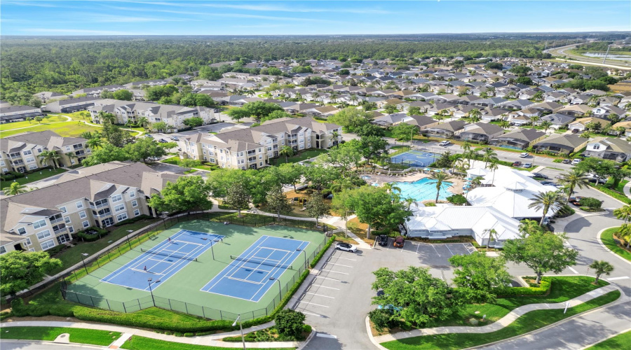 KISSIMMEE, Florida 34747, 4 Bedrooms Bedrooms, ,2 BathroomsBathrooms,Residential,For Sale,FAN PALM,0,MFRO6296946