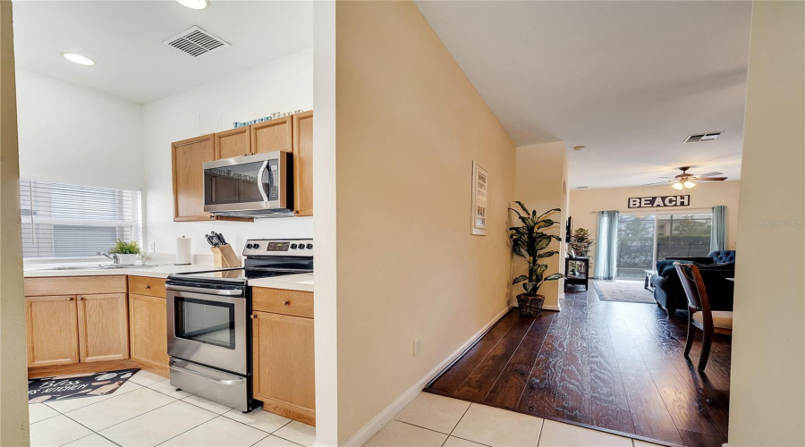 KISSIMMEE, Florida 34747, 4 Bedrooms Bedrooms, ,2 BathroomsBathrooms,Residential,For Sale,FAN PALM,0,MFRO6296946