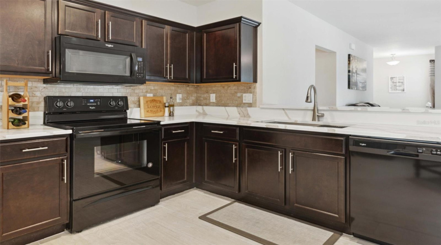 Davenport, Florida 33837, 3 Bedrooms Bedrooms, ,2 Bathroomsbathrooms,Residential,For Sale,Highland Meadows,Mfro6296950