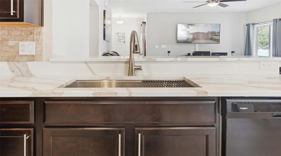 Davenport, Florida 33837, 3 Bedrooms Bedrooms, ,2 Bathroomsbathrooms,Residential,For Sale,Highland Meadows,Mfro6296950