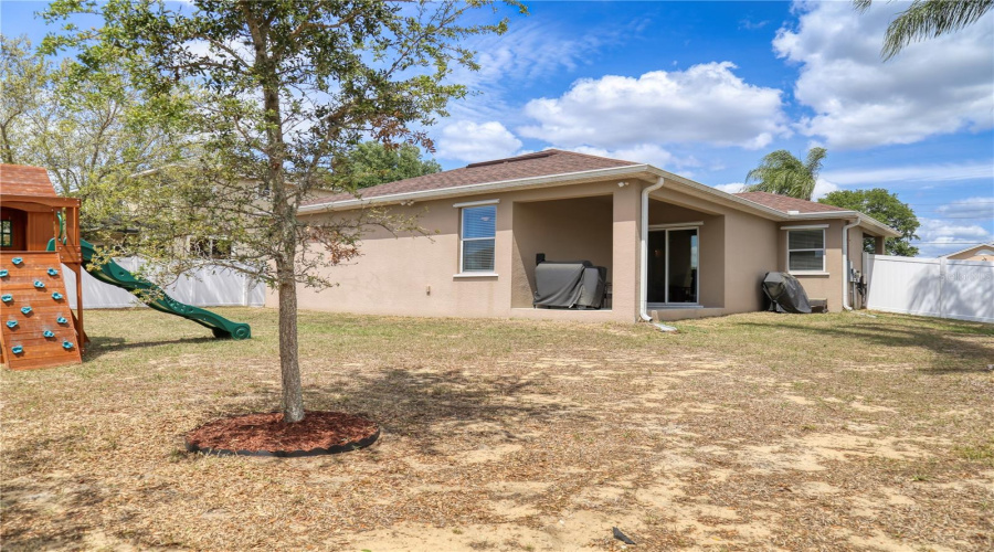Davenport, Florida 33837, 3 Bedrooms Bedrooms, ,2 Bathroomsbathrooms,Residential,For Sale,Highland Meadows,Mfro6296950