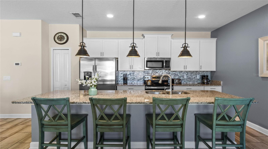 Kissimmee, Florida 34746, 4 Bedrooms Bedrooms, ,3 Bathroomsbathrooms,Residential,For Sale,Romeo,Mfrs5124263