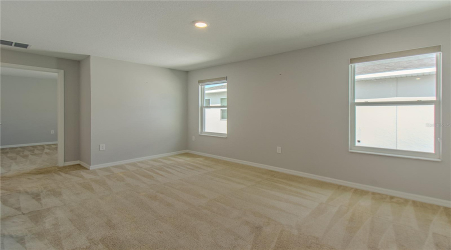 KISSIMMEE, Florida 34746, 4 Bedrooms Bedrooms, ,3 BathroomsBathrooms,Residential,For Sale,BEAU,0,MFRS5124278