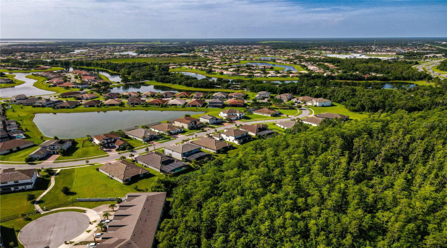 KISSIMMEE, Florida 34746, 4 Bedrooms Bedrooms, ,3 BathroomsBathrooms,Residential,For Sale,BEAU,0,MFRS5124278