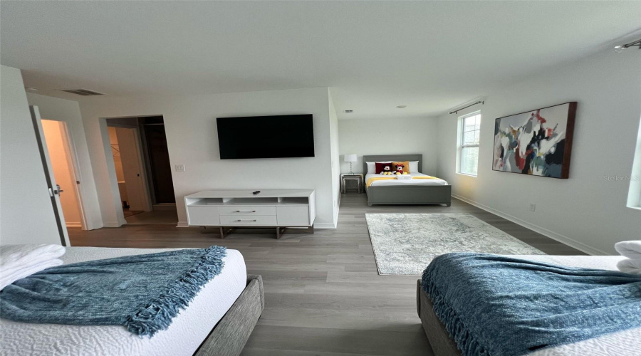 DAVENPORT, Florida 33896, 3 Bedrooms Bedrooms, ,3 BathroomsBathrooms,Residential,For Sale,BENOI,0,MFRO6294883
