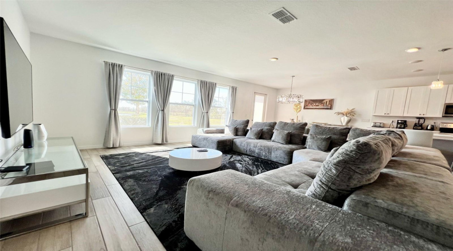 DAVENPORT, Florida 33896, 3 Bedrooms Bedrooms, ,3 BathroomsBathrooms,Residential,For Sale,BENOI,0,MFRO6294883