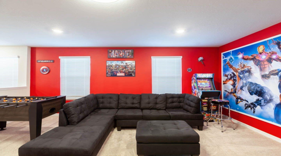 Davenport, Florida 33837, 6 Bedrooms Bedrooms, ,4 Bathroomsbathrooms,Residential,For Sale,Oakmoss,Mfro6296804