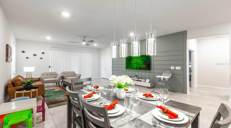 Davenport, Florida 33837, 6 Bedrooms Bedrooms, ,4 Bathroomsbathrooms,Residential,For Sale,Oakmoss,Mfro6296804
