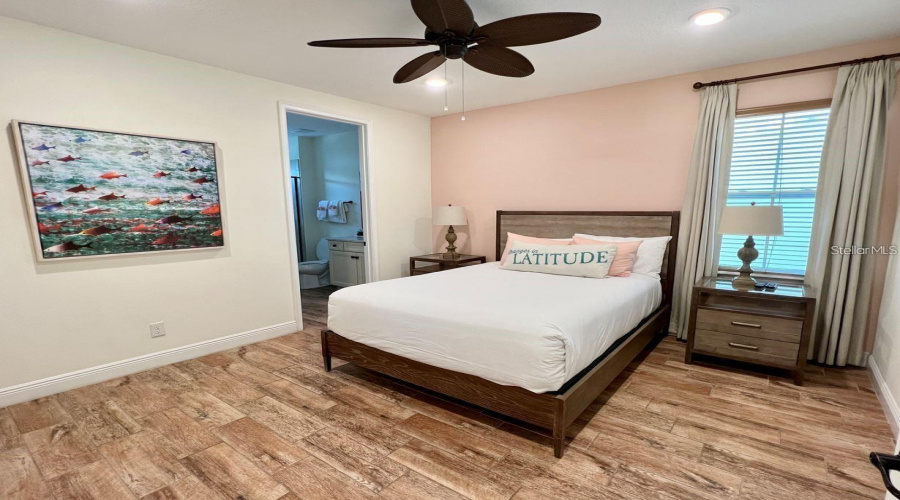 Kissimmee, Florida 34747, 4 Bedrooms Bedrooms, ,4 Bathroomsbathrooms,Residential,For Sale,Shaker,Mfro6297192