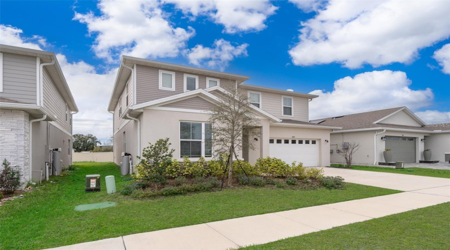 Davenport, Florida 33837, 5 Bedrooms Bedrooms, ,3 Bathroomsbathrooms,Residential,For Sale,Sugarwood,Mfro6297211