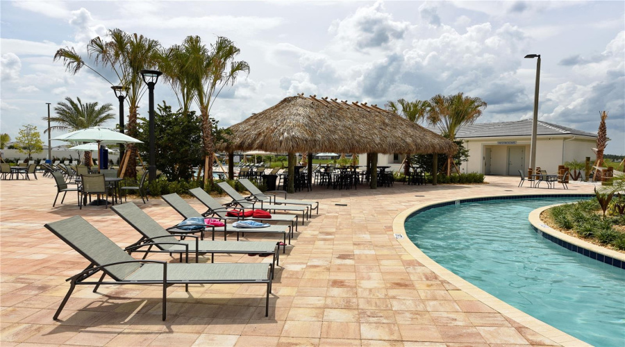 Kissimmee, Florida 34746, 2 Bedrooms Bedrooms, ,2 Bathroomsbathrooms,Residential,For Sale,Paradox,Mfro6297191