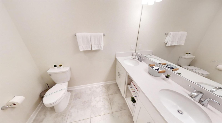Kissimmee, Florida 34746, 2 Bedrooms Bedrooms, ,2 Bathroomsbathrooms,Residential,For Sale,Paradox,Mfro6297191