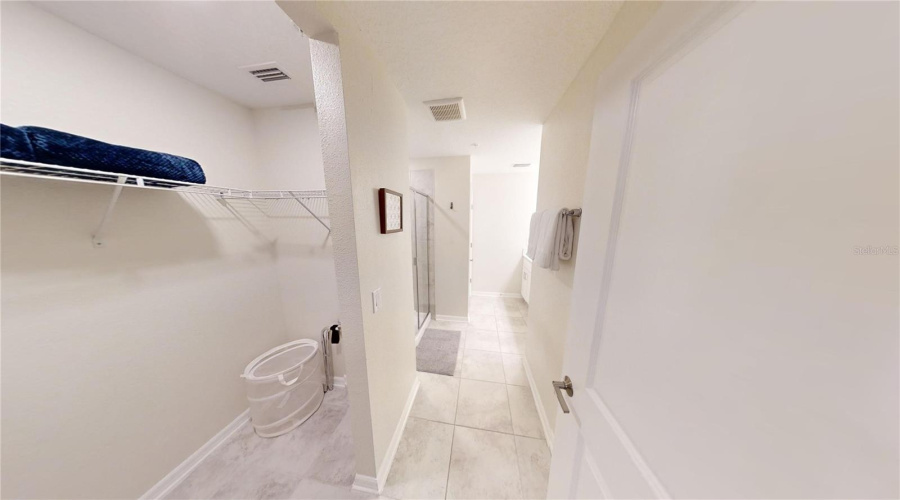 Kissimmee, Florida 34746, 2 Bedrooms Bedrooms, ,2 Bathroomsbathrooms,Residential,For Sale,Paradox,Mfro6297191