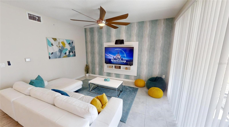 Kissimmee, Florida 34746, 2 Bedrooms Bedrooms, ,2 Bathroomsbathrooms,Residential,For Sale,Paradox,Mfro6297191