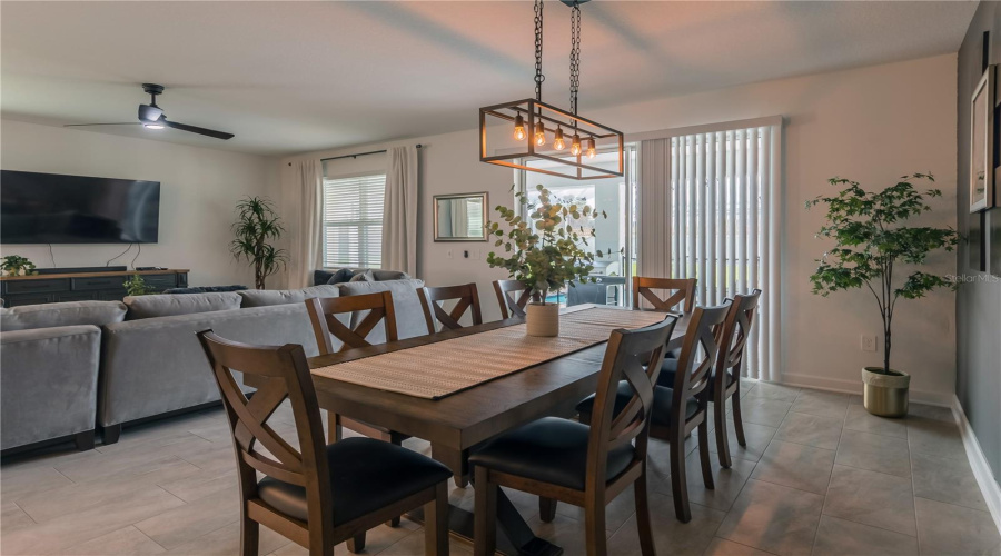 DAVENPORT, Florida 33896, 9 Bedrooms Bedrooms, ,5 BathroomsBathrooms,Residential,For Sale,SOMMERSET HILLS,0,MFRO6246986