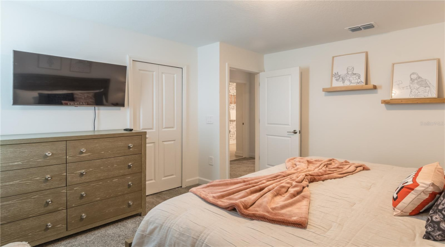DAVENPORT, Florida 33896, 9 Bedrooms Bedrooms, ,5 BathroomsBathrooms,Residential,For Sale,SOMMERSET HILLS,0,MFRO6246986