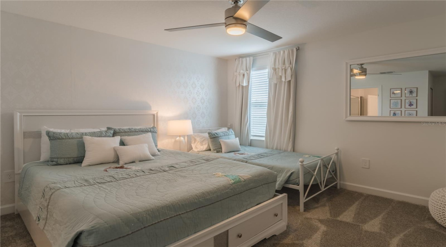 DAVENPORT, Florida 33896, 9 Bedrooms Bedrooms, ,5 BathroomsBathrooms,Residential,For Sale,SOMMERSET HILLS,0,MFRO6246986