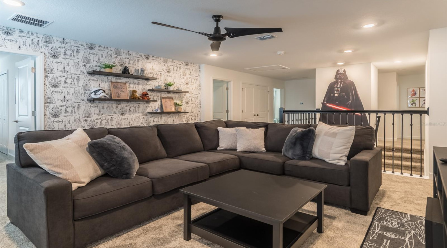 DAVENPORT, Florida 33896, 9 Bedrooms Bedrooms, ,5 BathroomsBathrooms,Residential,For Sale,SOMMERSET HILLS,0,MFRO6246986