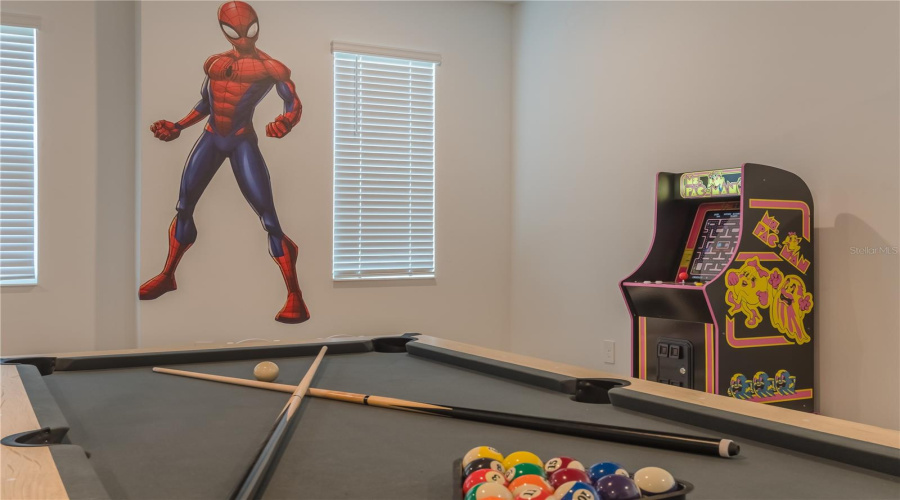 DAVENPORT, Florida 33896, 9 Bedrooms Bedrooms, ,5 BathroomsBathrooms,Residential,For Sale,SOMMERSET HILLS,0,MFRO6246986