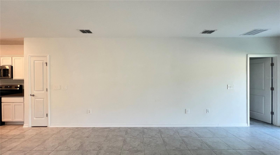 Kissimmee, Florida 34746, 3 Bedrooms Bedrooms, ,2 Bathroomsbathrooms,Residential,For Sale,Babbling Brook,Mfrs5124196