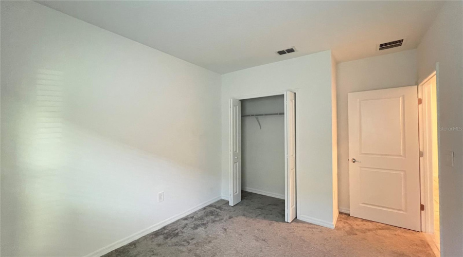 Kissimmee, Florida 34746, 3 Bedrooms Bedrooms, ,2 Bathroomsbathrooms,Residential,For Sale,Babbling Brook,Mfrs5124196