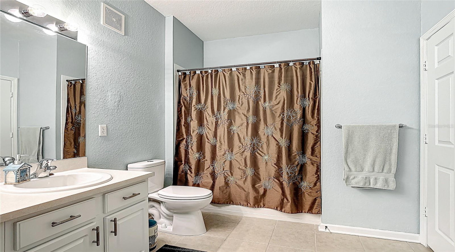 KISSIMMEE, Florida 34747, 3 Bedrooms Bedrooms, ,2 BathroomsBathrooms,Residential,For Sale,ALMATON,0,MFRO6296915