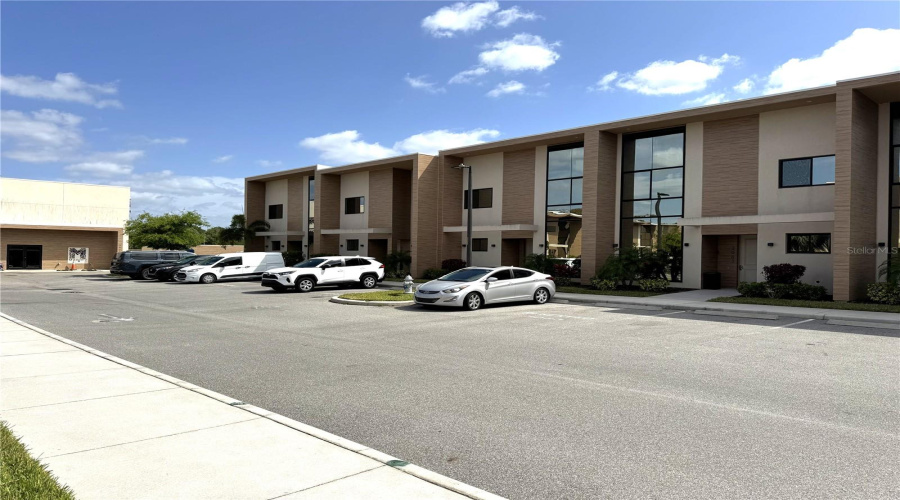 KISSIMMEE, Florida 34747, 4 Bedrooms Bedrooms, ,4 BathroomsBathrooms,Residential,For Sale,ROCKEFELLER,0,MFRA4647793
