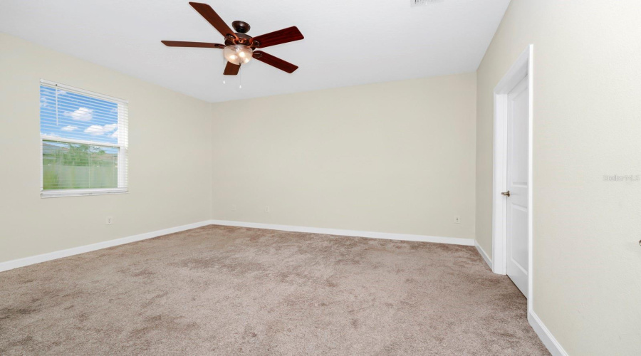 DAVENPORT, Florida 33837, 3 Bedrooms Bedrooms, ,2 BathroomsBathrooms,Residential,For Sale,OAK MARSH,0,MFRO6297271
