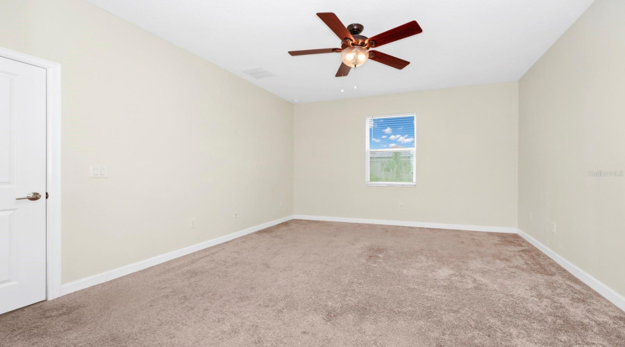 DAVENPORT, Florida 33837, 3 Bedrooms Bedrooms, ,2 BathroomsBathrooms,Residential,For Sale,OAK MARSH,0,MFRO6297271