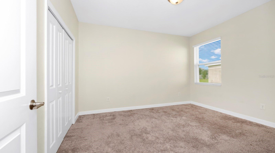 DAVENPORT, Florida 33837, 3 Bedrooms Bedrooms, ,2 BathroomsBathrooms,Residential,For Sale,OAK MARSH,0,MFRO6297271