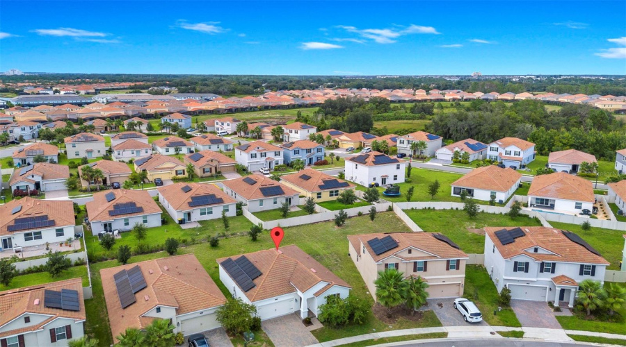 DAVENPORT, Florida 33837, 3 Bedrooms Bedrooms, ,2 BathroomsBathrooms,Residential,For Sale,OAK MARSH,0,MFRO6297271