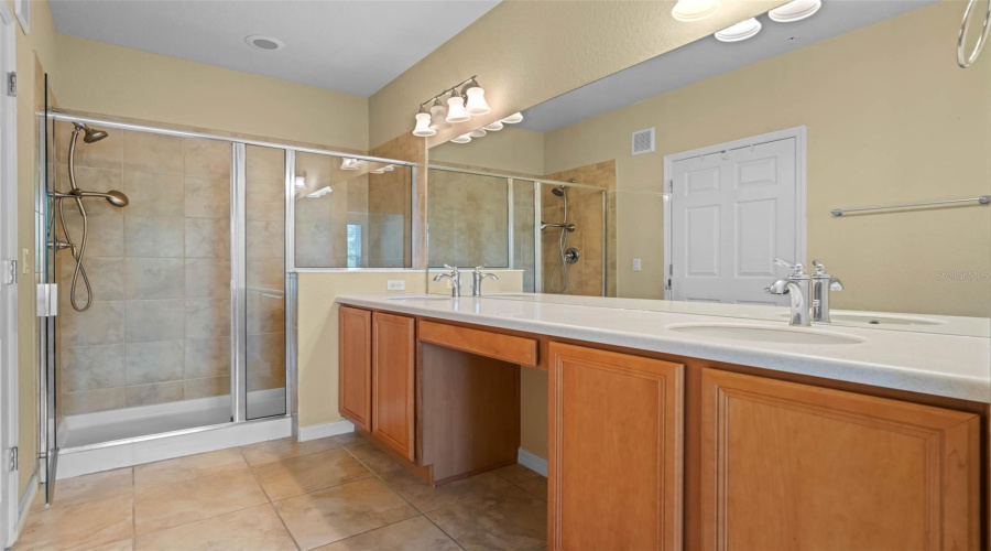 DAVENPORT, Florida 33896, 2 Bedrooms Bedrooms, ,2 BathroomsBathrooms,Residential,For Sale,BELLA TIERRA,MFRS5124342